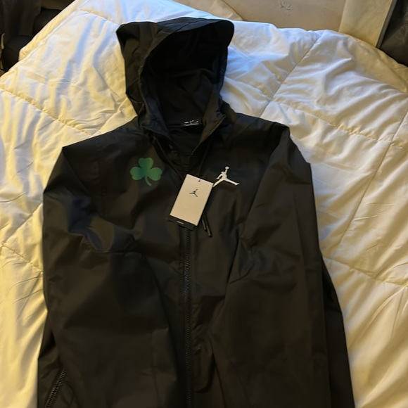 Boston Celtics Courtside Statement jacket med - Picture 3 of 7